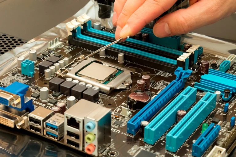 Материнская плата 2026 – повний гід для початківців – як вибрати, встановити та зрозуміти материнская плата